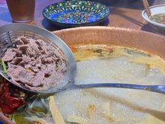 -洱火云南酸菜牛肉火锅(石景山当代商城店)