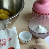 缤纷水果挞 Meggy跳舞的苹果 天刚刚有点凉快