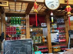 大堂-老东镇啤酒屋海鲜加工·蒸汽海鲜·海鲜烧烤(台东店)