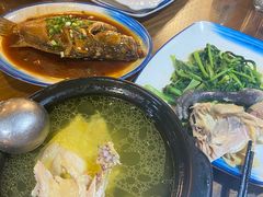 -缘来聚·徽菜名店(黄山宏村店)