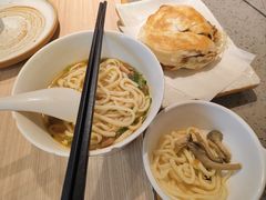 -大师兄·手工面·西北菜(南沙万达广场店)