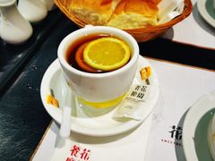 热柠檬茶-花园餐厅(亚士厘道店)