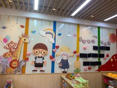 -上海青草地幼儿园