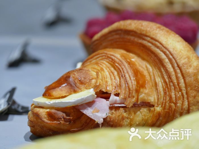 luneurs bakery & lce cream芝士火腿可颂图片 - 第9张