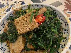 -阿拉丁新疆风味餐厅·清真(罗廊巷店)