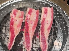 -山川小町·极番烧肉(新地假日广场店)