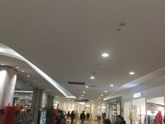 店内环境-杭州西湖银泰百货