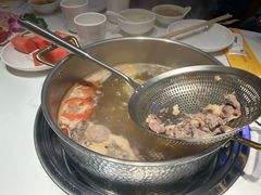 -犇鼎牛潮汕牛肉火锅(新辰里学清路店)