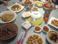 -老码头黑皮肘子锅包肉(赣水路店)