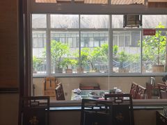 -老来福·非遗酸汤兔(凯旋路店)