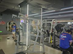 -超鹿运动(五四路恒力城店)