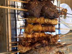 -烤满分·东北烧烤(首经贸店)