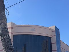 -胖东来生活广场(健康路店)