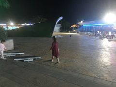 -亚龙湾中心广场
