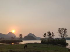 -夏屿湖畔.落日湖景餐厅(普者黑景区店)
