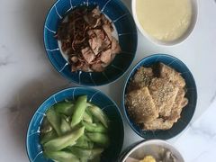 -爱的果实月嫂育婴师(世纪东方店)