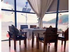 靠窗位-几静cafe(基湖店)