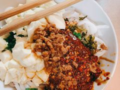 荤豆花米线-辣辣小吃豆花米线(大观篆新农贸市场店)