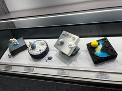 -好利来(上海虹桥新天地Lab主题店)