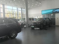 -天津波士信达奔驰4S店(卫津南路店)