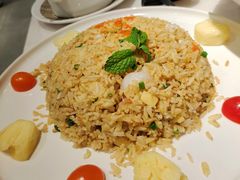 菠萝海鲜炒饭-闻见中国海南菜(K11店)