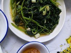 -丹水桥地锅鱼·翘嘴鲌·地方特色全鱼宴(丹江口大坝店)