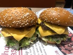 -The Habit Burger Grill 哈比特汉堡(爱琴海店)