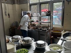 -茅屋大酒店