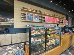 面包甜点陈列柜-星巴克臻选(成都环球乐天店)