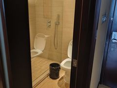 -浦东绿地铂骊酒店-POYA西餐厅(绿地东海岸国际广场店)