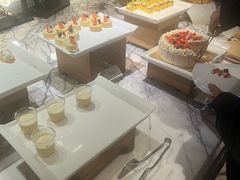 -上海漕河泾万丽酒店