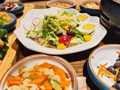 -明洞阿姨·韩式酱蟹烤肉·创意料理(三元桥店)