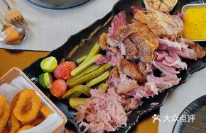Classic German Roast Pork Knuckle