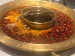 -哥老官重庆美蛙鱼头(西湖银泰十一哥店)