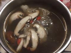 -滇釜火锅·能喝汤的火锅(车公庄店)