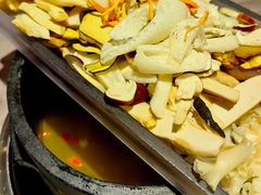 -野·大山里野生菌石锅土鸡(益田假日店)