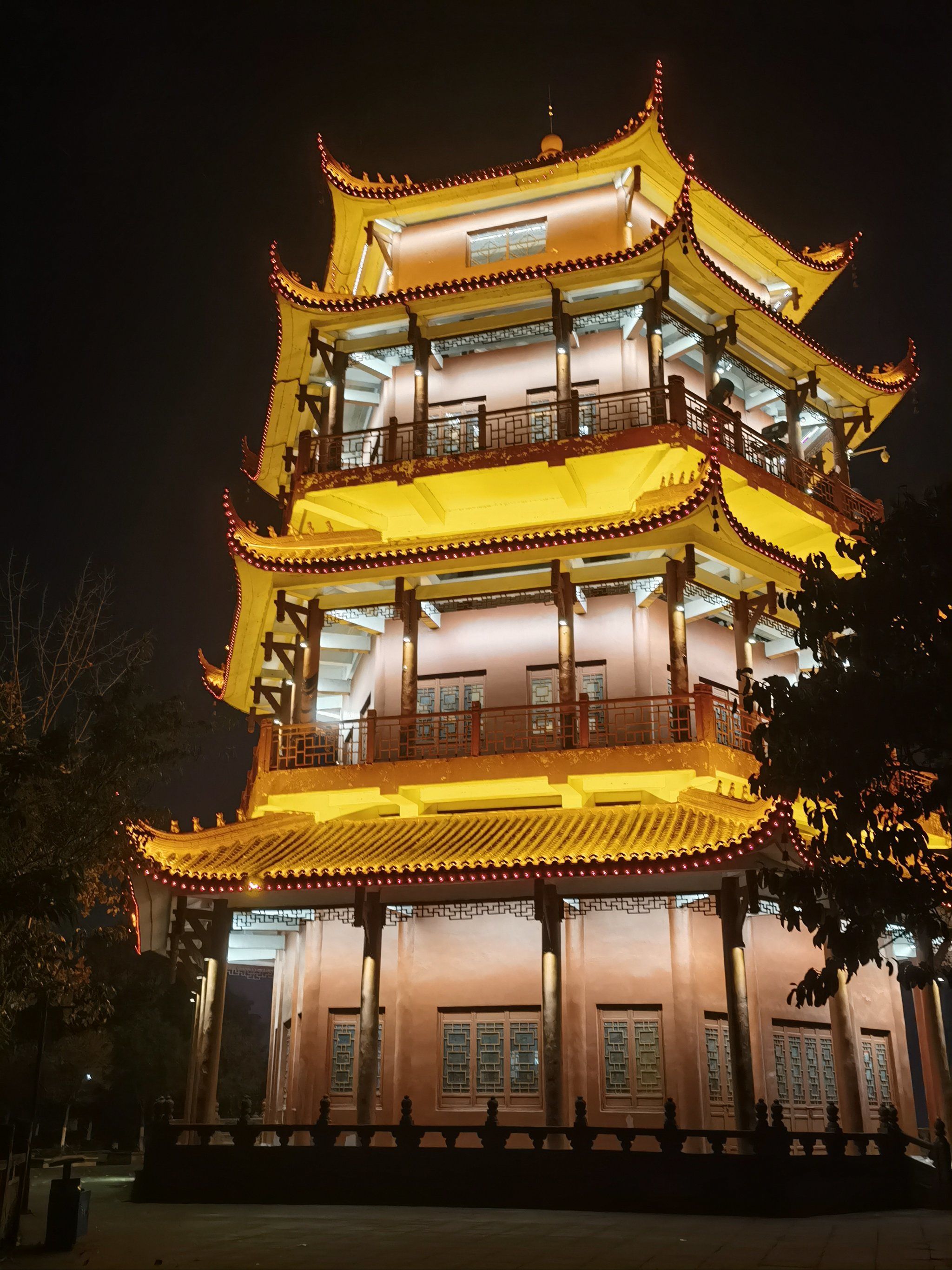 n
魁山阁,中江的标志性建筑