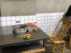-咏勝锑锅麻辣烫(净居寺路总店)