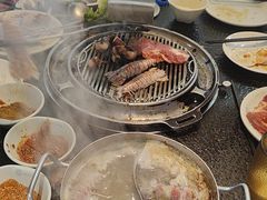 -海吃海喝海鲜烤肉炭火主题自助餐(朝阳店)