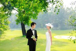 -易摄影婚纱摄影工作室