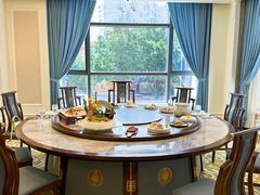 -茂名熹龙国际大酒店(人民广场高铁站店)