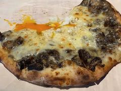 松露披萨-Mercato莫卡多露台餐厅与酒吧(K11店)