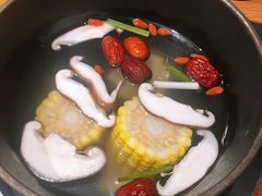 -呷哺呷哺 黄金牧场 (新中关购物中心店)