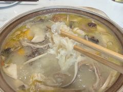 -土连锅·现熬养生汤锅(梁家巷店)