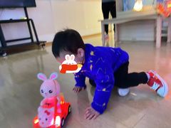 -黄浦乐烁龙鱼宝贝托育园(海潮路校区)