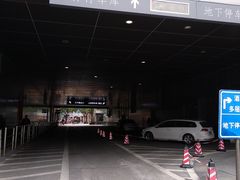 -大宁国际商业广场-地下停车库