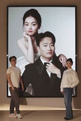 -乐派诗婚纱摄影