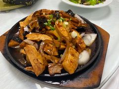 -胡老三家土菜馆·老店地方特色菜·招牌茅山地锅老鹅
