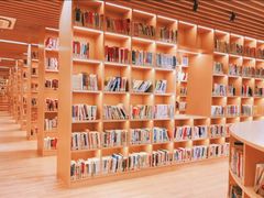 -漕河泾街道图书馆(漕河泾社区文化活动中心店)