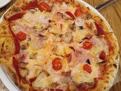 -城市大道红炉披萨烘焙坊